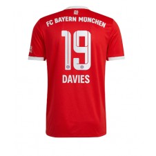 Bayern Munich Alphonso Davies #19 Hemmatröja 2022-23 Korta ärmar